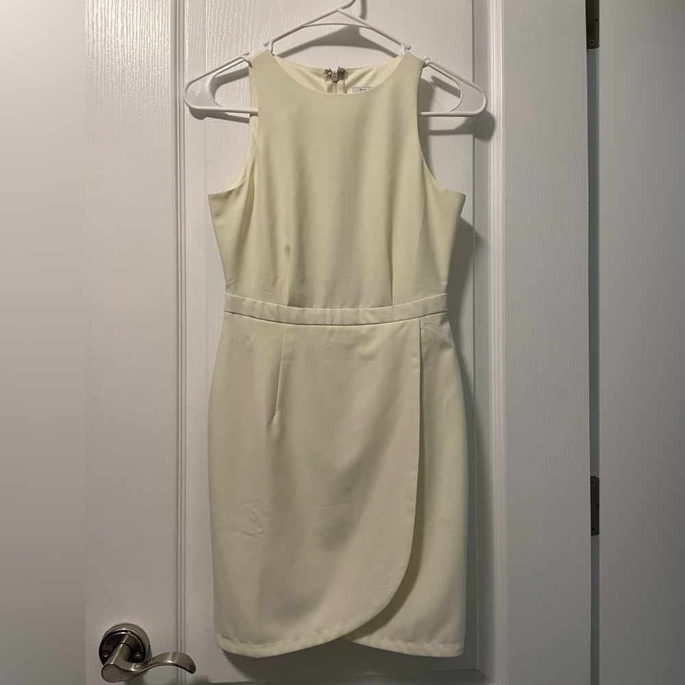 Tobi cream-colored dress XS